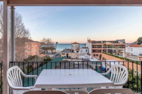 Isard 4 bis Apartamento junto a la playa